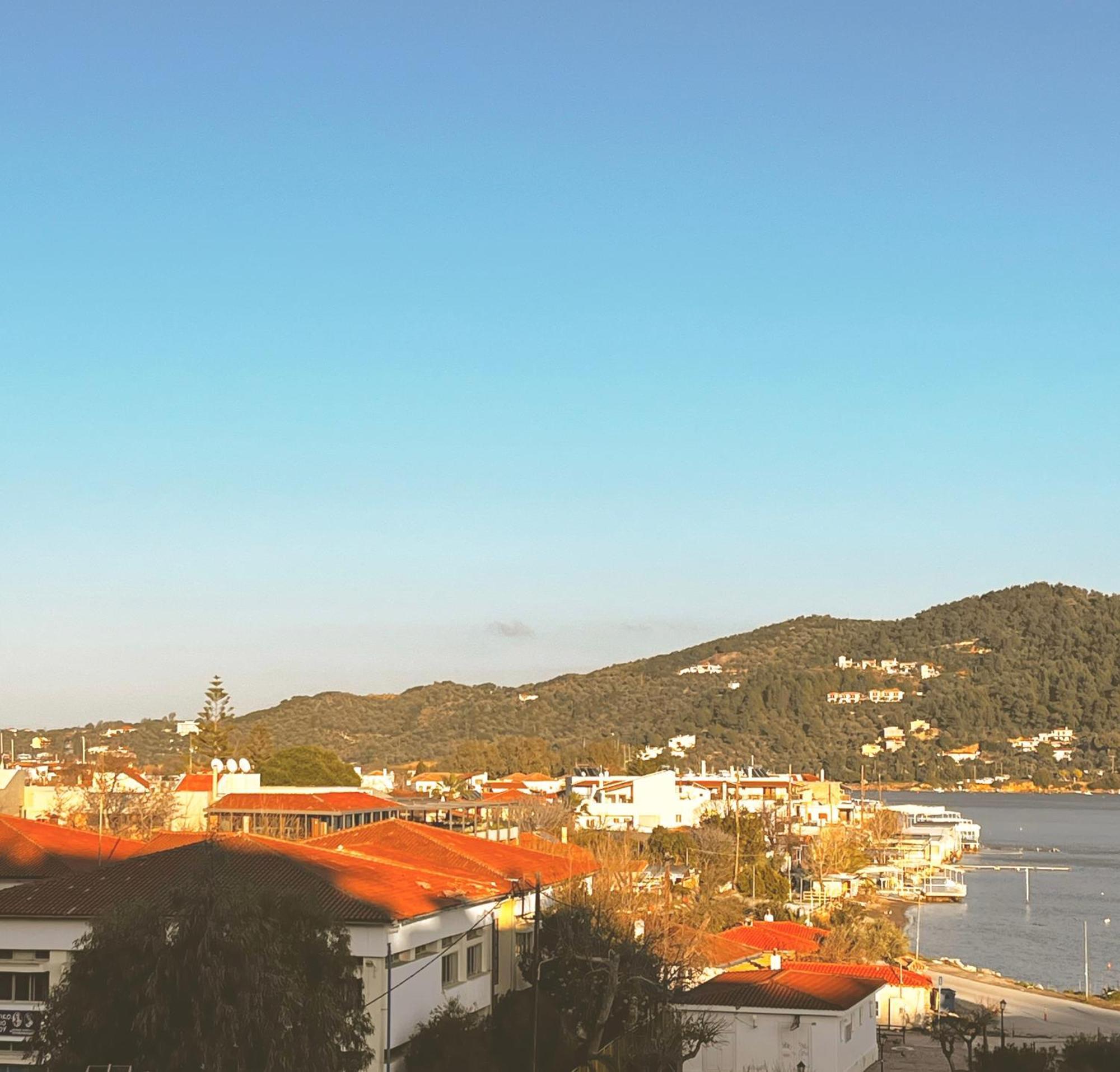 Lucy'S Guest House Skiathos-stad Buitenkant foto